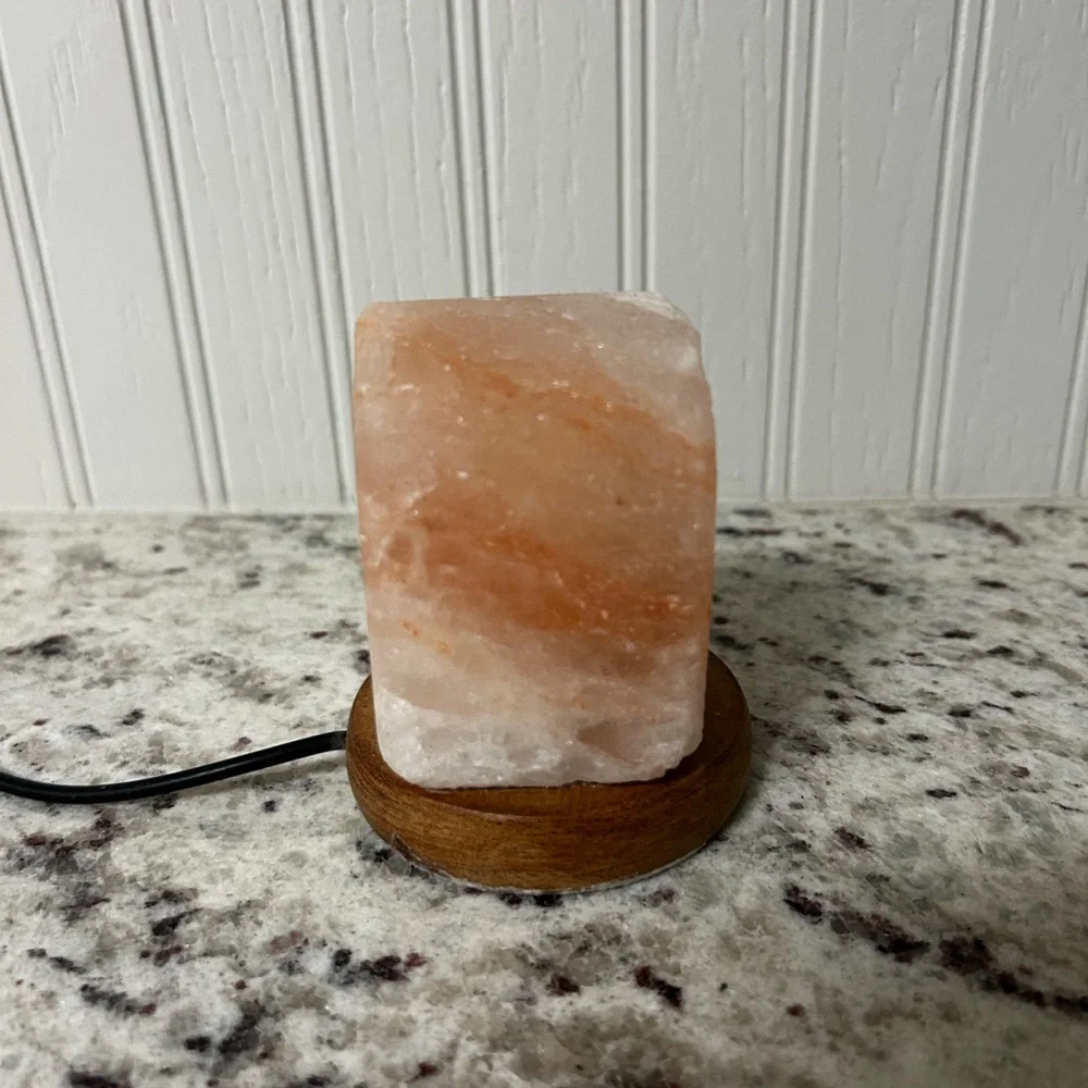 Heart Shaped USB Salt Lamp - Picture 7 of 9